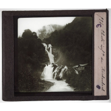 Suisse, montagnes, lacs. Chute inférieure du Reichenbach.