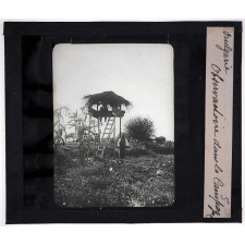 La Bulgarie. Observatoire dans la Campagne.