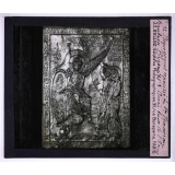 Galerie d'Apollon. Plaque argent repoussé. Les Stes Femmes au tombeau. Byzance, XIe s. Ancien trésor de St Denis.