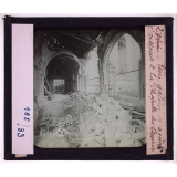 Villes martyres. Soissons. Une galerie d'accès à la Chapelle des Oeuvres.