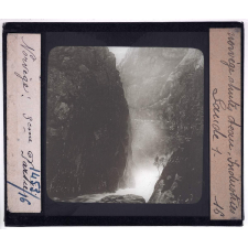 Norvège, chutes d'eau, industries. Saude.