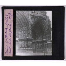 La Cathédrale de Reims. Portail ouest, porte de gauche.