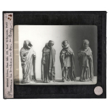 L'Art français des origines à 1800 - d'après les collections du Petit Palais (Exposition universelle de 1900). I. Moyen Âge et Renaissance. Pleureurs du tombeau du Duc de Berry.