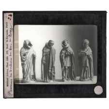 L'Art français des origines à 1800 - d'après les collections du Petit Palais (Exposition universelle de 1900). I. Moyen Âge et Renaissance. Pleureurs du tombeau du Duc de Berry.