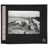 Action de la mer. Environs de Hyères. Les palmiers. Les salins des pesquiers.