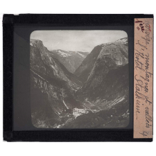Norvège, montagnes, vallées. L'Hôtel Stalheim.