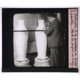 La Décoration de la porcelaine à la Manufacture Nationale de Sèvres. La peinture. Etude du projet sur le vase.