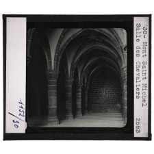 Normandie. Mont Saint Michel. Salle des Chevaliers.