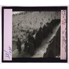 La Retraite des Serbes en Albanie après la campagne de 1915. Le pont des Vizirs en Albanie.