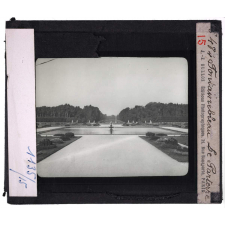 Fontainebleau et ses environs. Le Parterre.