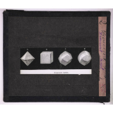Le Diamant. Diamants bruts.