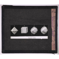 Le Diamant. Diamants bruts.