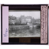 L'Alsace-Lorraine en 1918. Strasbourg. Entrée des troupes françaises, la foule, vue prise du pont.