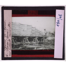 Somme et Marne en 1918. Fismes (Marne), une passerelle camouflée.