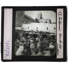 Le Maroc. Géographie, types et coutumes. Tétouan : Marché des jardins.