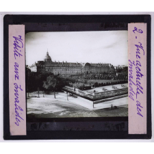 Visite aux Invalides. Vue actuelle des Invalides.