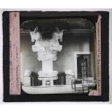L'Art antique Egypte-Assyrie-Perse. Palais de Xerxès à Persépolis, chapiteau.
