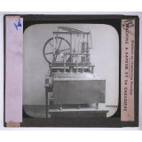 La Chaleur. Machine à vapeur et sa chaudière.