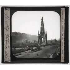 L'Ecosse. Edinbourg. Monument de Walter Scott.