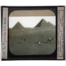 Egypte. Les Pyramides et le Désert.