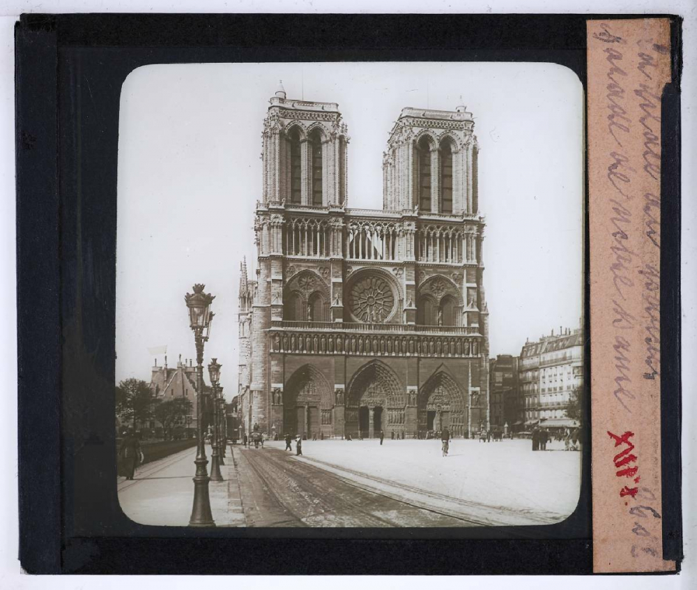 La Sculpture française d'après le musée de moulages du Trocadéro. I. Avant le XVIe siècle. Façade de Notre Dame.