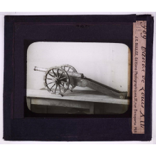 L'Artillerie à travers les âges. Canon de Louis XIV.