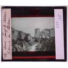 L'Aisne en 1918. Coucy le Château. Intérieur du Château.