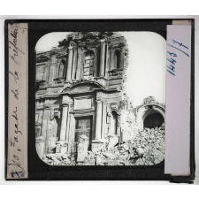 Le Tremblement de Terre de Messine (28 décembre 1908). Façade de la Préfecture.