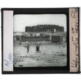 Une Excursion en Tunisie. El Djem, le colysée côté est.
