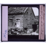 Arras et les champs de bataille de l'Artois. Le théâtre des combats de 1915. Carency en mai 1915. Ambulance allemande.