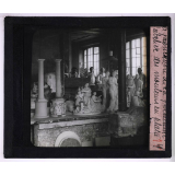 La Fabrication de la porcelaine à la Manufacture Nationale de Sèvres. L'atelier des mouleurs en plâtre.
