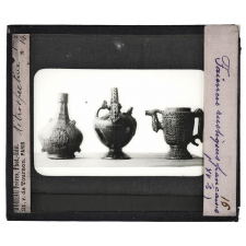L'Art français des origines à 1800 - d'après les collections du Petit Palais (Exposition universelle de 1900). I. Moyen Âge et Renaissance. Faïences rustiques françaises (XVe siècle).