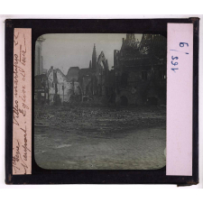 Villes martyres. Nieuport. Église et tour.