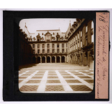 L'Université de Paris. La Sorbonne, la cour d'honneur.