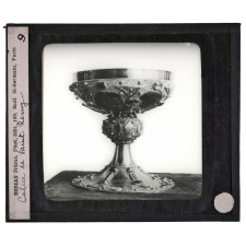 L'Art français des origines à 1800 - d'après les collections du Petit Palais (Exposition universelle de 1900). I. Moyen Âge et Renaissance. Calice de Saint Remy.