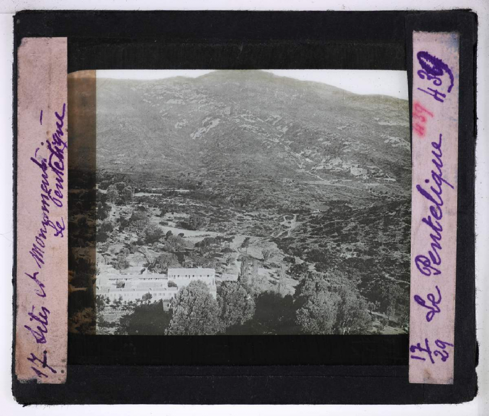 Sites et monuments de la Grèce antique. Le Pentélique.