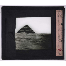 L'Art égyptien - I. Les monuments. Pyramide de Sakkara.