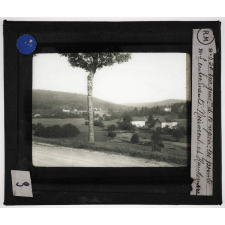 Les Grès bigarrés du département des Vosges. Particularités géologiques et agricoles de la Vôge. Vue générale de la région, les points culminants : Noirmont et Haudompré.