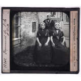 Hollande. Femmes de l'île d'Urk.