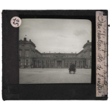 La Picardie. Compiègne, façade du château, côté de l'entrée.