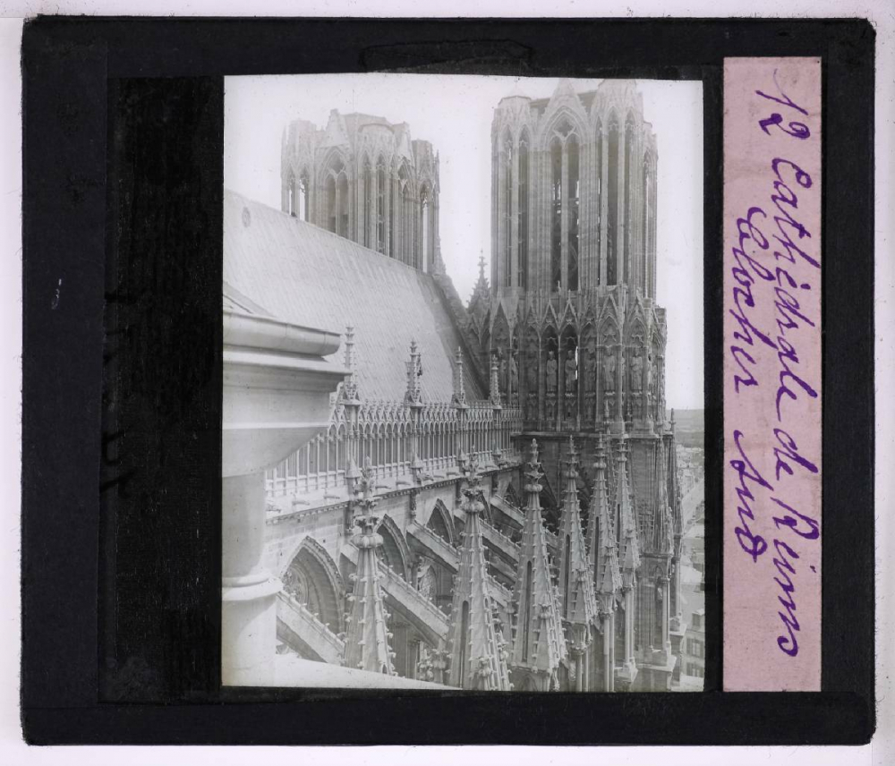 La Cathédrale de Reims. Clocher sud.