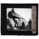 La Vie en Bretagne. Paysans et dolmens.