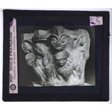 La Sculpture française du Moyen-Âge et de la Renaissance au Musée du Louvre. Chapiteau de Sainte Geneviève.