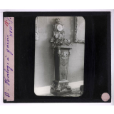 L'Art français des origines à 1800 - d'après les collections du Petit Palais (Exposition universelle de 1900). II. XVIIe et XVIIIe siècles. Horloge à gaine XVIIe s.