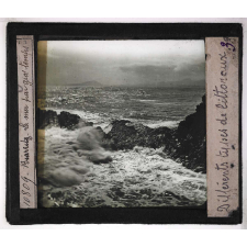 Les Différents types de littoraux. Biarritz. La mer par gros temps.
