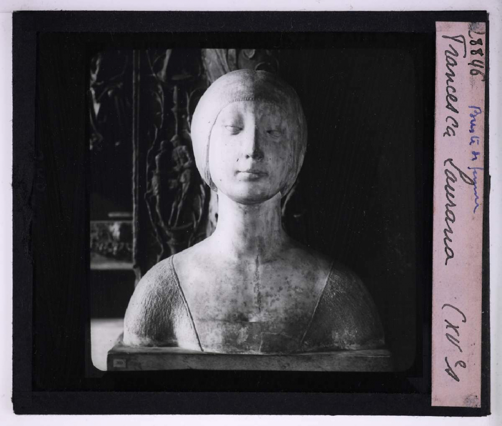 Œuvres des musées parisiens. Buste de femme, Francesco Laurana, XVe s. 