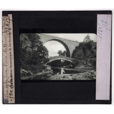 Le Morvan (introduction et 1re série) Morvan septentrional et central - vallées du Cousin, de la Cure et de l'Yonne. Vallée de la Cure. Pierre-Perthuis. Les Ponts.