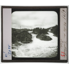 Suède. Chutes du Trollhättan.
