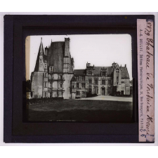 Les Châteaux historiques français. Château de Fontaine Henri.