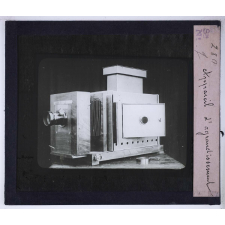 La Photographie et ses applications. Appareil d'agrandissement.